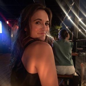 Meet your Posher, Brooke